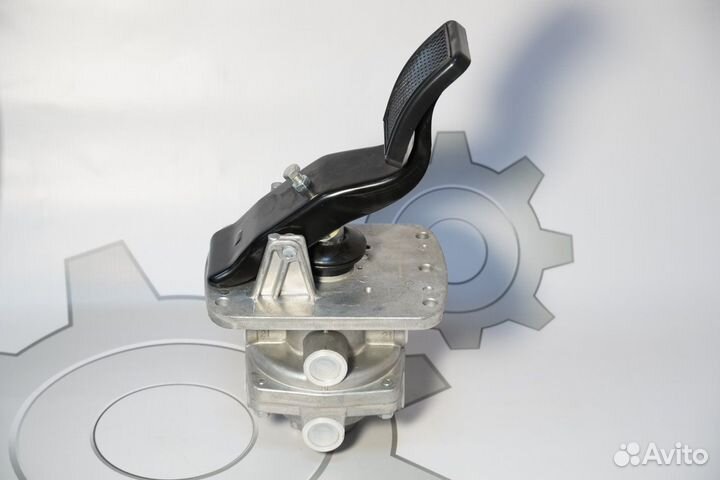 Кран тормозной главный