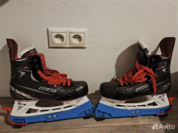 Коньки хоккейные 44 размер взрослые с щитками