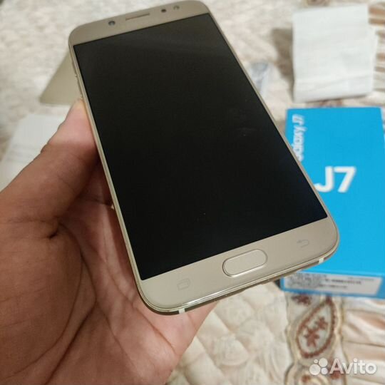 Samsung Galaxy J7 (2017), 3/16 ГБ