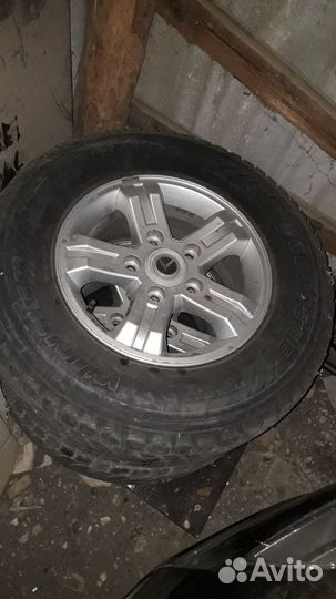Bridgestone Blizzak Ice 245/70 R16