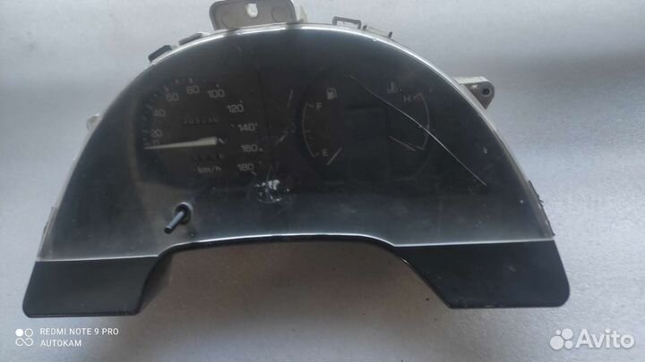 Щиток приборов Toyota Corsa