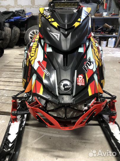 Brp Summit 800r e-tec 154