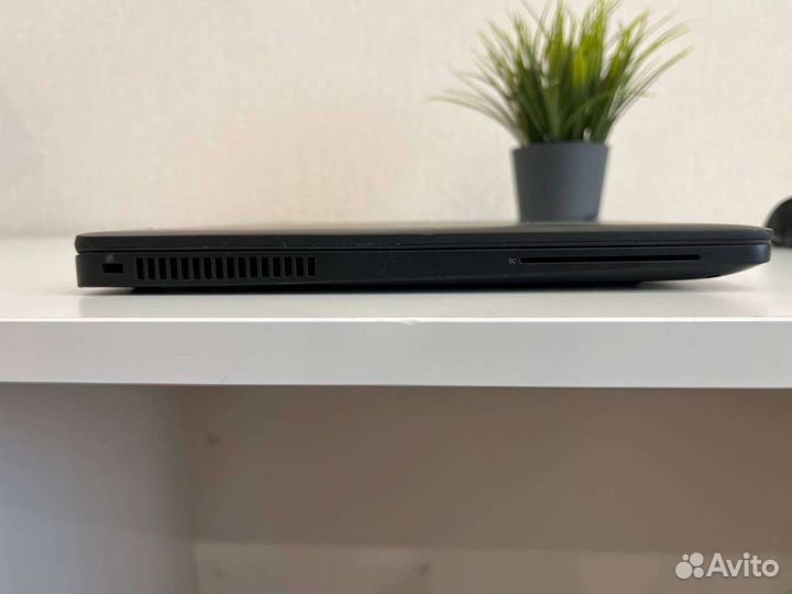 Ноутбук Dell latitude e7470