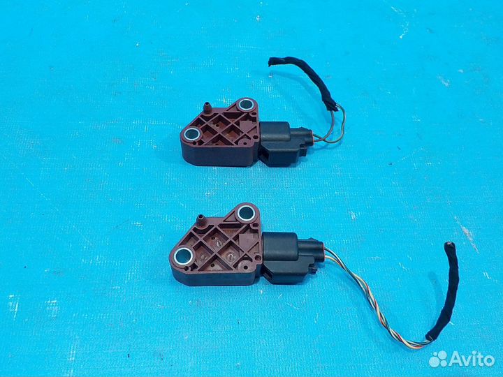 Датчик Air Bag land rover Discovery 3 2004-2009