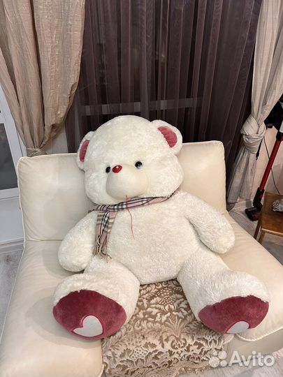 Плюшевый медведь 1,2 м