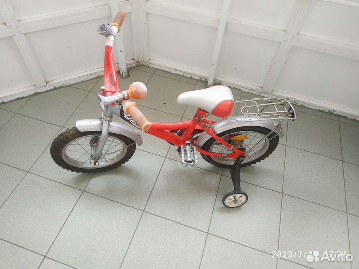 Детский велосипед с ручкой бу