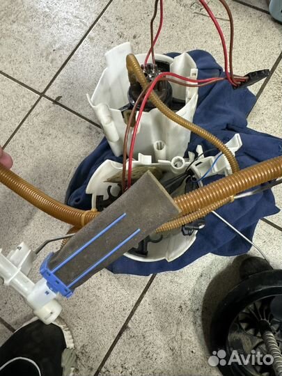 Бензонасос на mercedes w164 6.3