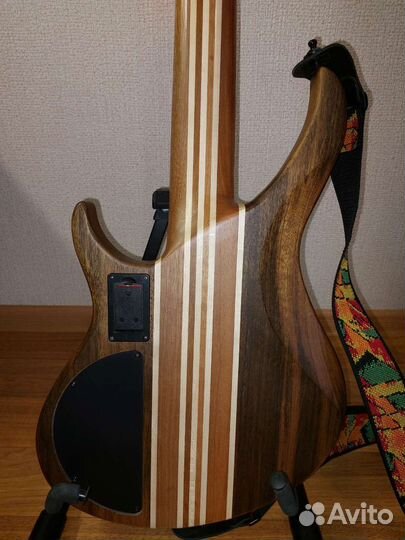 Бас гитара harley benton
