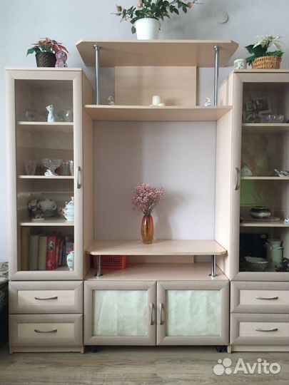 Стенка в гостиную со шкафом под тв бу