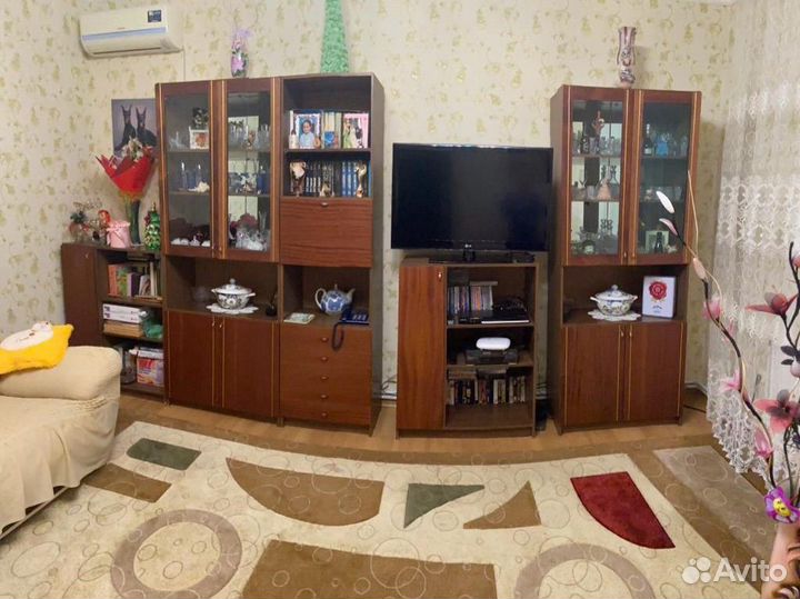 Стенка в гостиную бу