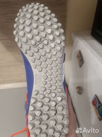 Продам сороконожки Адидас оригинал