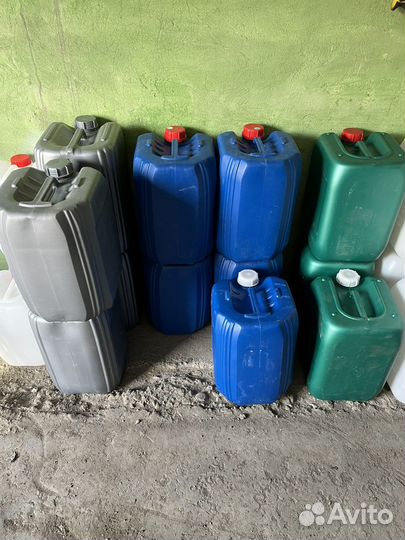 Канистра пластиковая 20л, 10 л