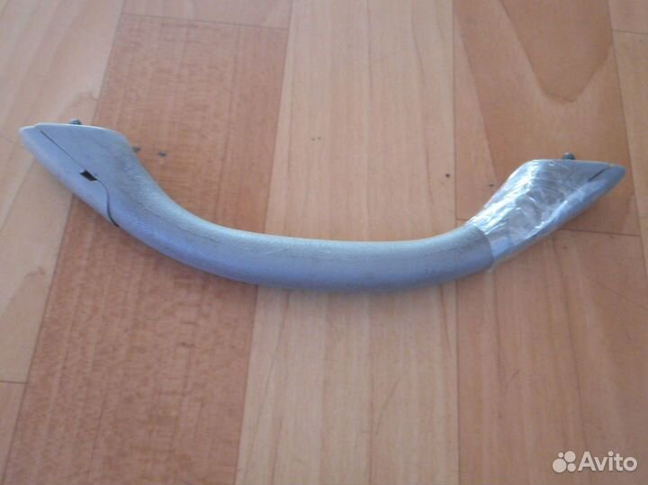 Ручка внутренняя потолочная Nissan Primera P10 (19