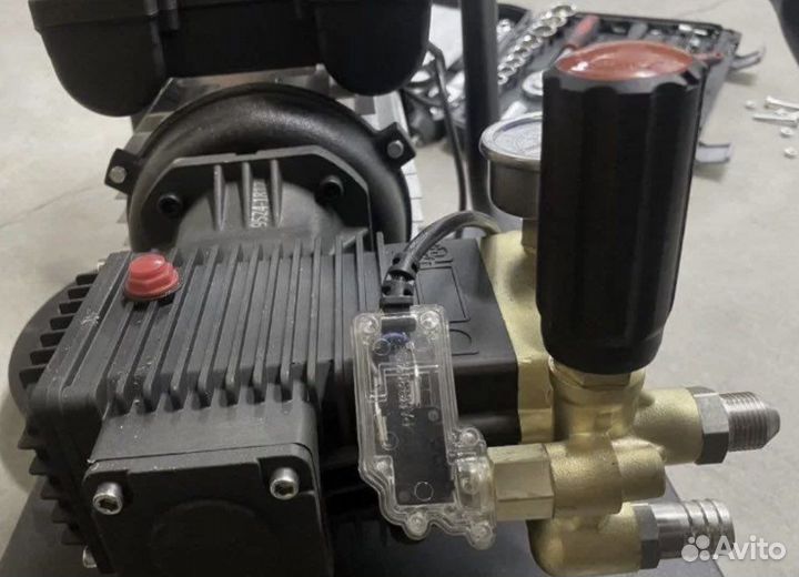 Мойка высокого давления 250 бар профессиональная