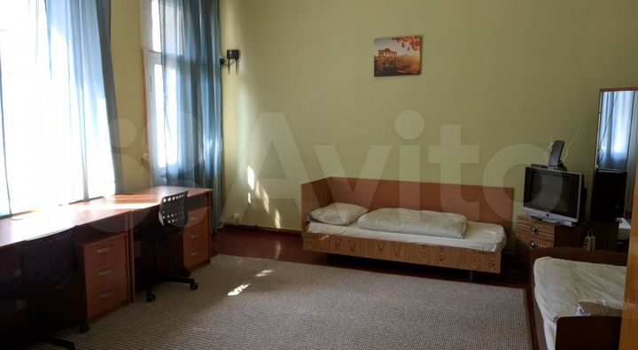 Комната 30 м² в 3-к., 2/2 эт.