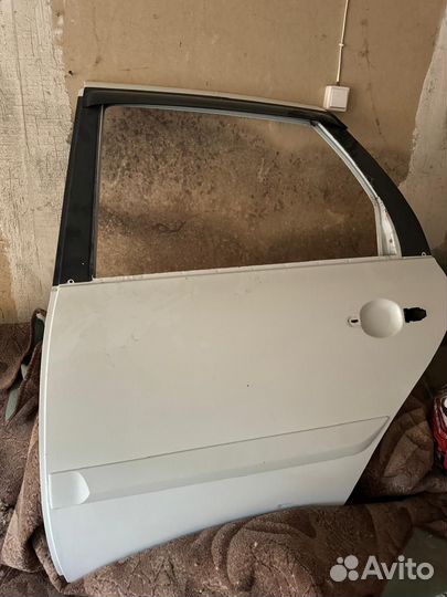 Datsun он до дверь задняя левая
