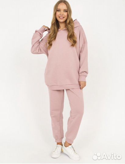 Костюм спортивный новый 44-46