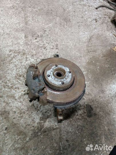 Кулак поворотный лада х рей правый