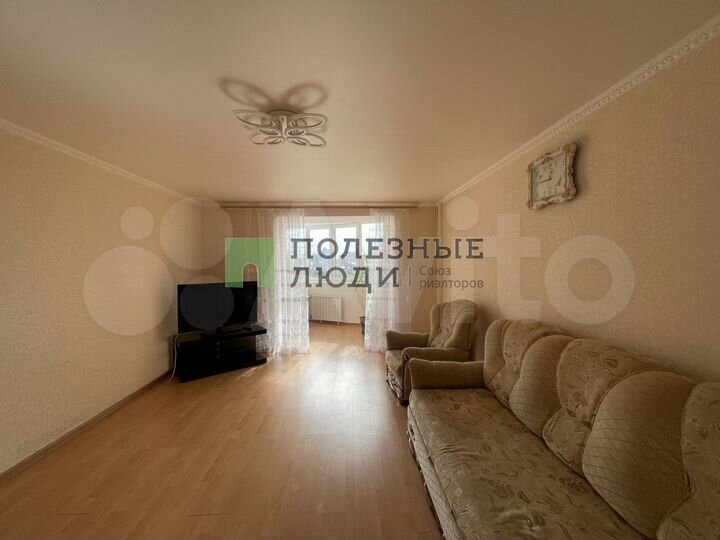 2-к. квартира, 75 м², 8/14 эт.