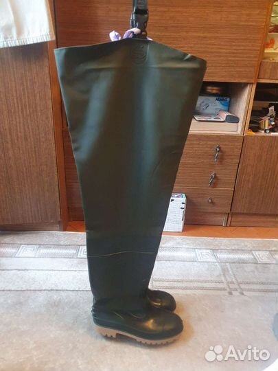 Сапоги резиновые болотные