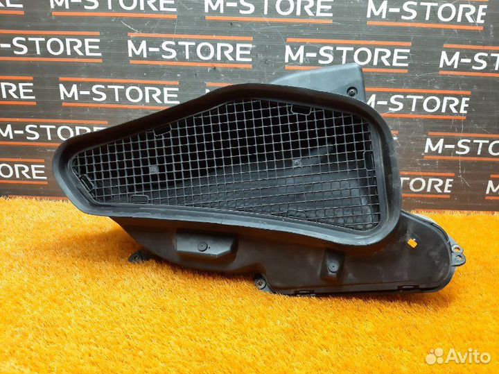 Воздухозаборник Mercedes-Benz S-Class W220 113.960