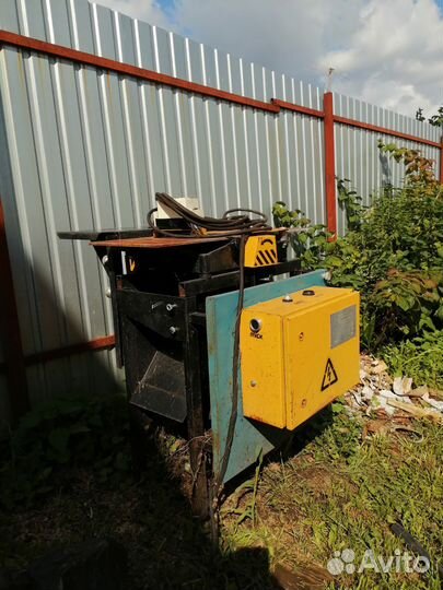 Станок комбинированный деревообрабатывающий