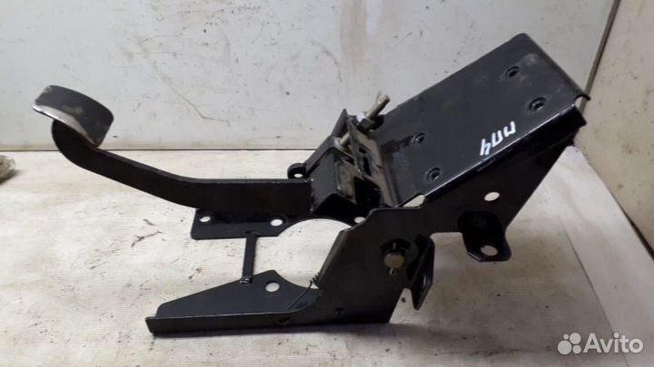 Педаль тормоза УАЗ Патриот