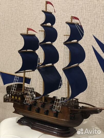 Трехмачтовый корабль (Барк) подарочный