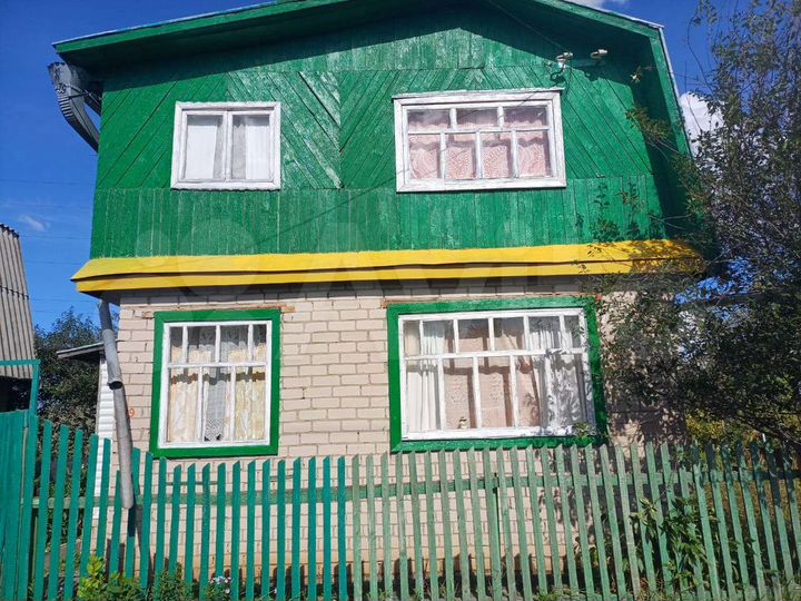 Дом 32 м² на участке 4,7 сот.