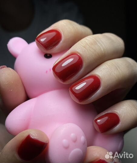 Маникюр и педикюр на дому