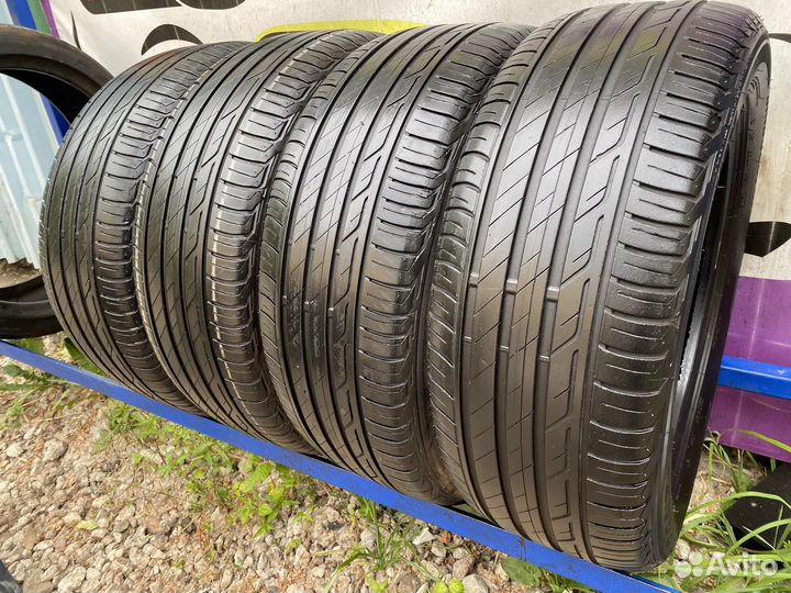 Bridgestone Turanza T001 225/45 R17