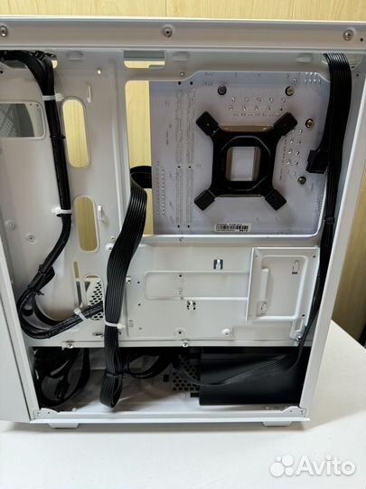 Белый core i5 12400F