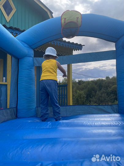 Детский надувной батут с горкой