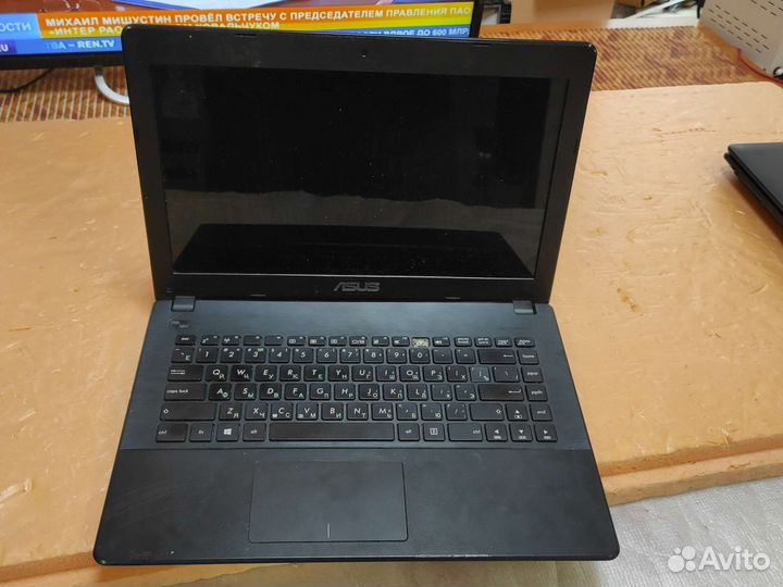 Ноутбук Asus x451m