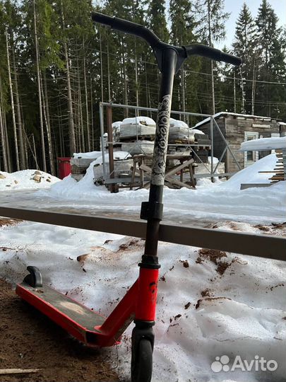 Трюковой самокат