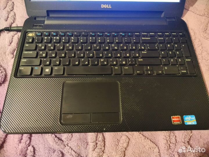 Dell inspiron 3521 / core i3 / 4GB / AMD radeon