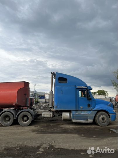 Freightliner ST120064ST, 2003