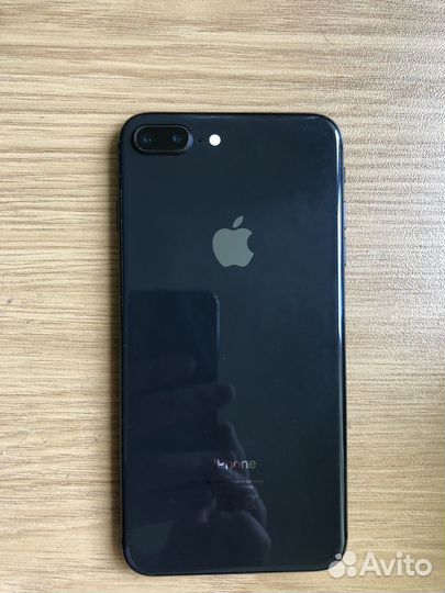 Продам iPhone 8 Plus 64gb