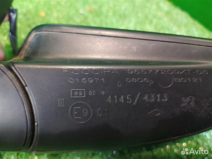 Зеркало правое Peugeot 307 (3H) 2006