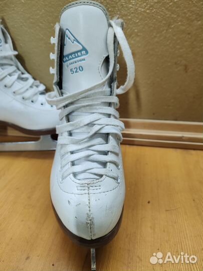 Коньки фигурные детские 30-31 размер