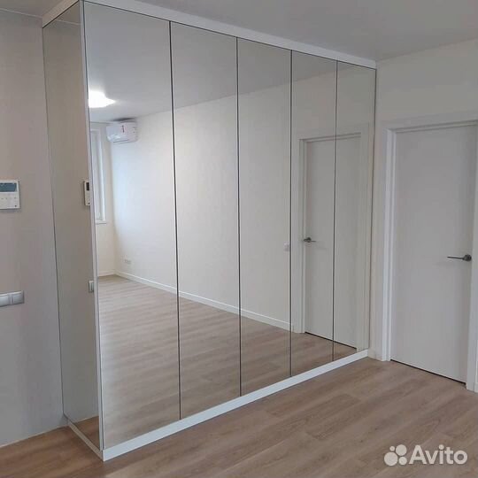 Шкаф купе встроенный со сборкой