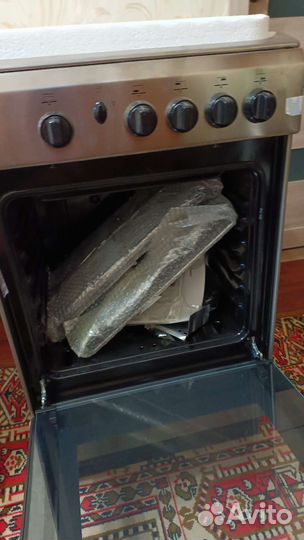 Газовая плита новая indesit