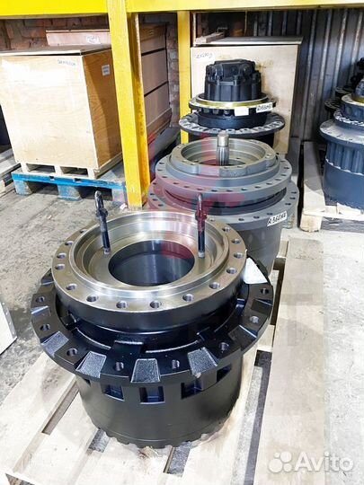 Бортовой редуктор Hitachi ZX180LC-3-AMS 9233687