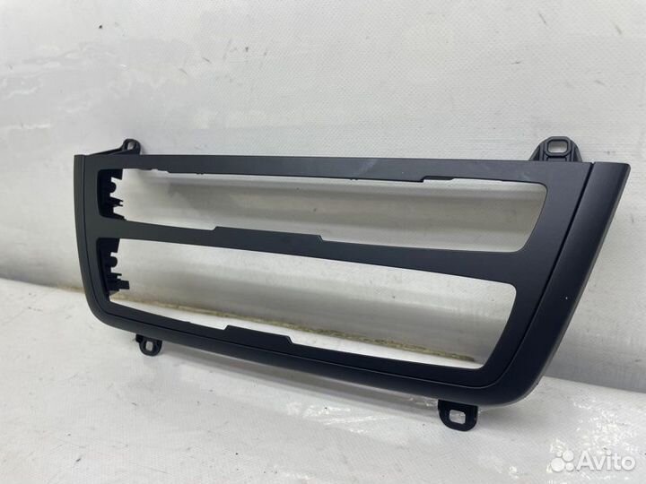 Рамка магнитолы Bmw 3-Series F30 2.0 2012