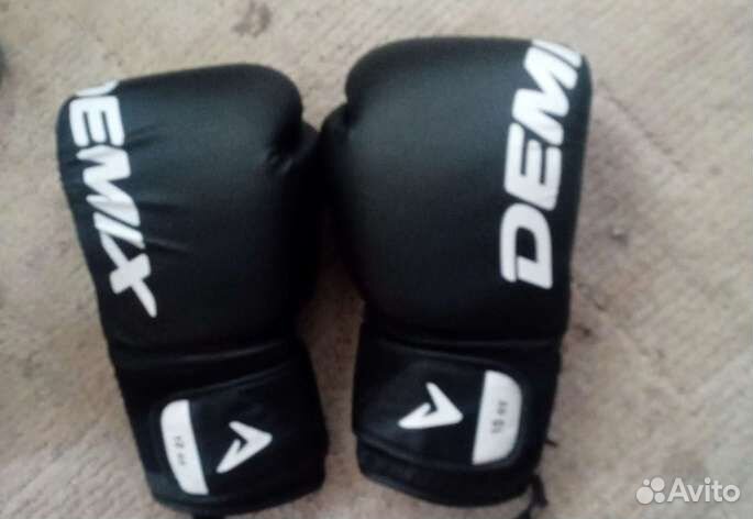 Боксерские перчатки,10oz