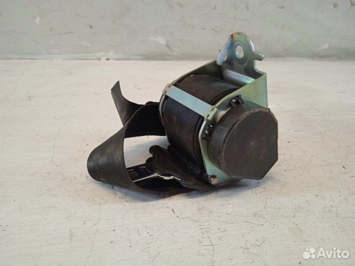 Ремень безопасности задний левый Nissan Terrano 3