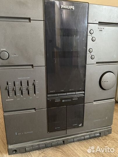 Музыкальный центр Philips