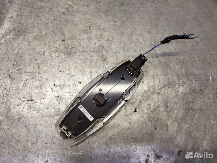 Плафон салонный задний Ford Focus 3 хэтчбек 2.0