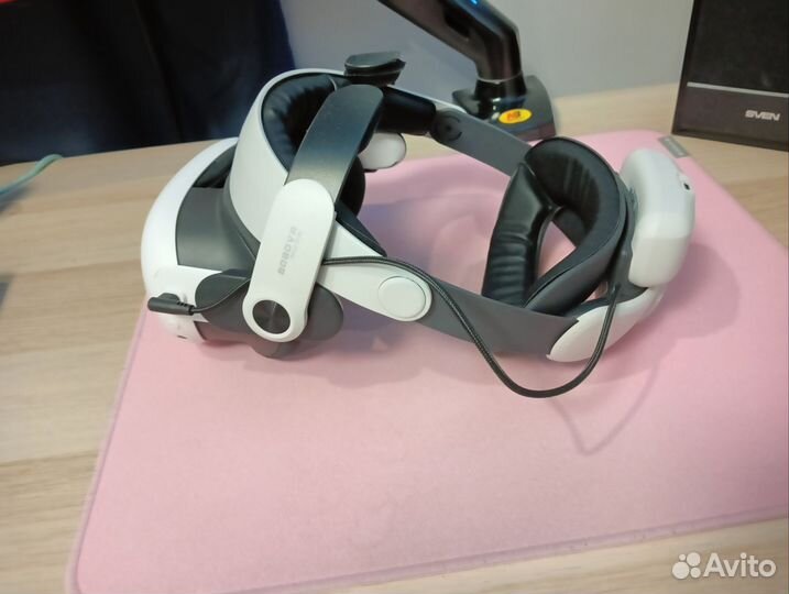 Шлем виртуальной реальности Oculus Quest 3