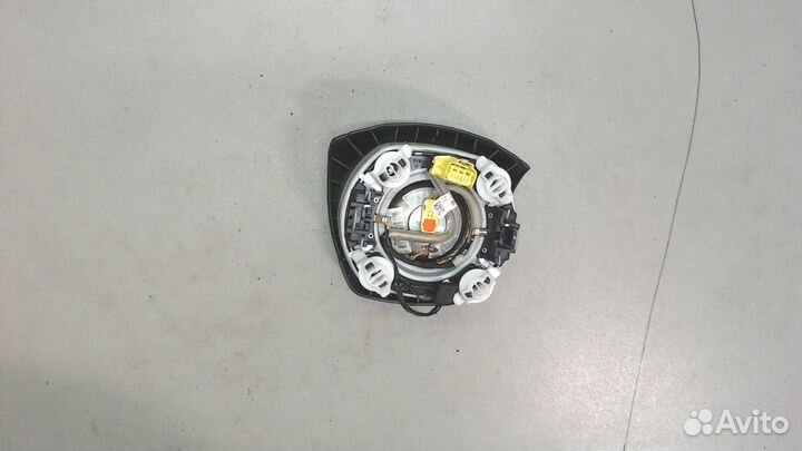 Подушка безопасности водителя Volkswagen Touareg